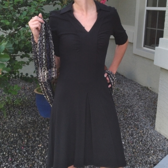 Banana Republic Dresses & Skirts - Banana Republic Black Stretch Dress Size XS